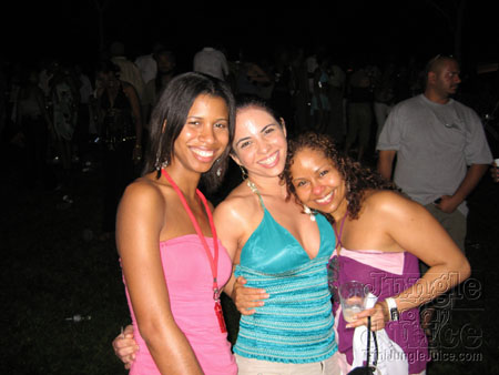 beach_house_carnival_2006-122
