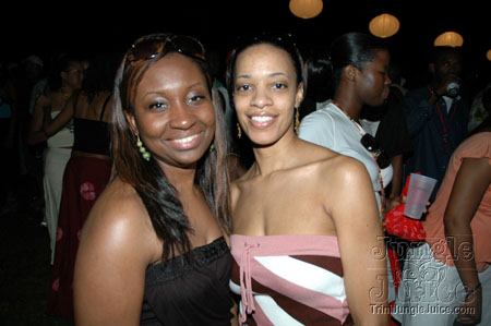 beach_house_carnival_2006-149
