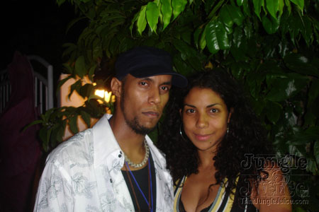 beach_house_carnival_2006-205