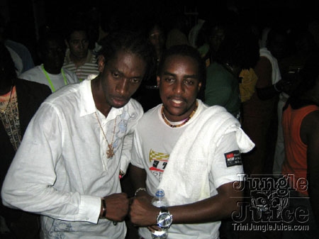 dawn_2006-063
