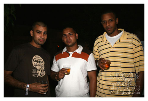 dv8_2007-102