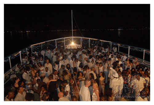 xclusv_creamsicle_2007-173
