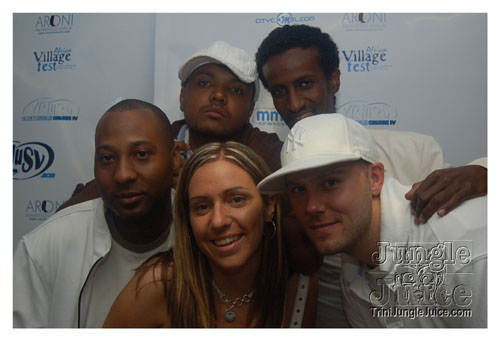 xclusv_creamsicle_2007-175