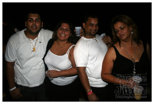 black_n_white_oct10-131