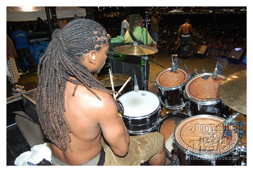 broward_carnival_2008_pt2-234
