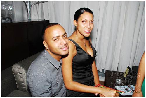 curious_the_rebirth_2008-047