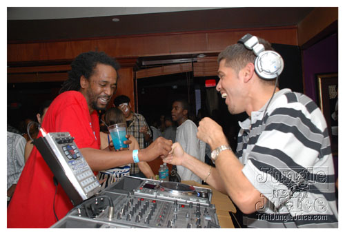 friends_may08-083