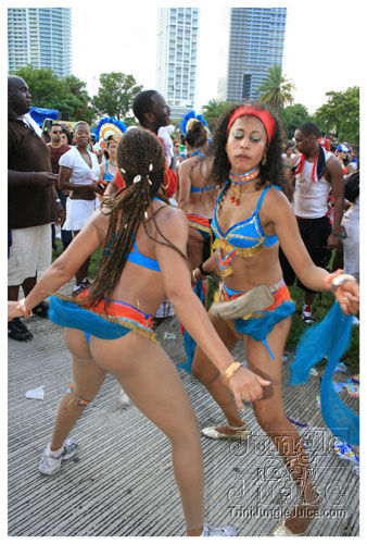 miami_carnival_2008_pt2-178