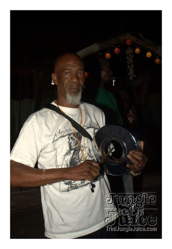round_up_may10-014