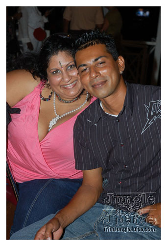 uwi_2008-074