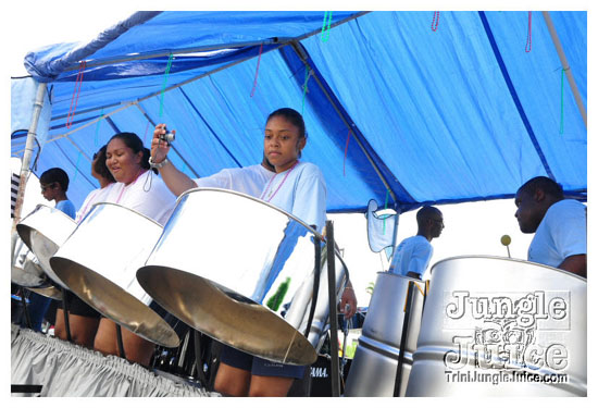 cayman_carnival_may09_pt1-234