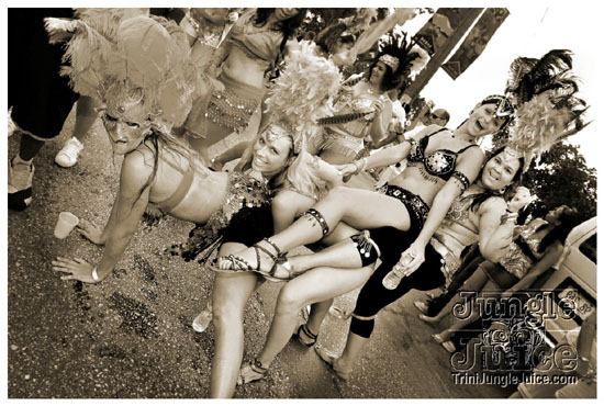 cayman_carnival_may09_pt2-084
