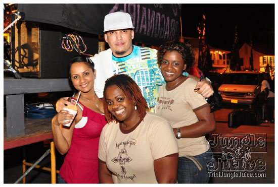 cayman_carnival_may09_pt2-246