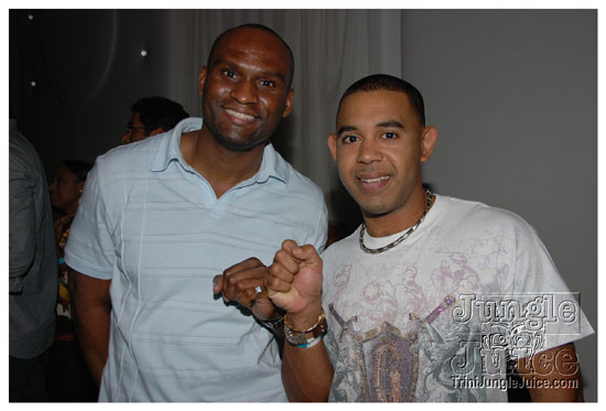 friends_miami_carnival_2009-025