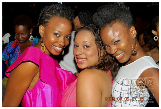 reveiller_aug9-214