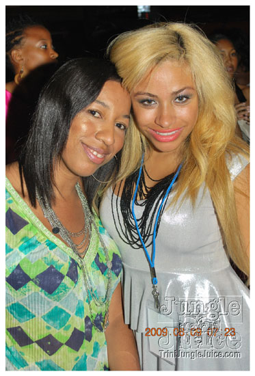 reveiller_aug9-218