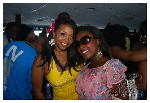 basic_madness_boatride_july-121