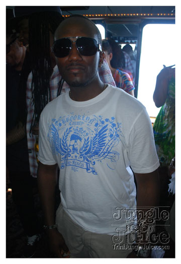 basic_madness_boatride_july-134