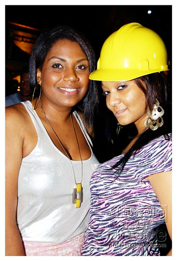 caution_2010-057