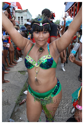kadooment_day_2010_pt1-244