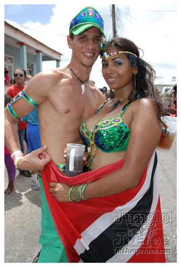 kadooment_day_2010_pt1-256