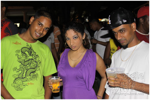 mania_2010-164