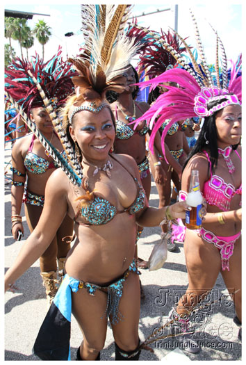 miami_cval_parade_2010_pt3-220