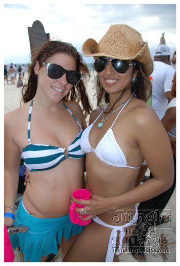 soca_at_de_sandbar_apr7-169