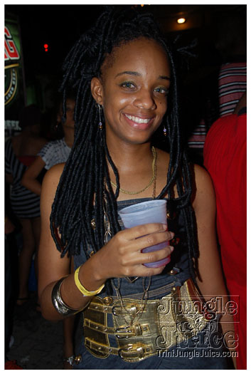 unfaithful_2010-086