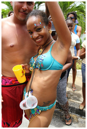 kadooment_day_2011_pt2-093