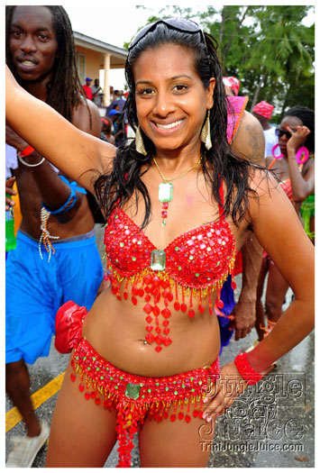kadooment_day_2011_pt2-156