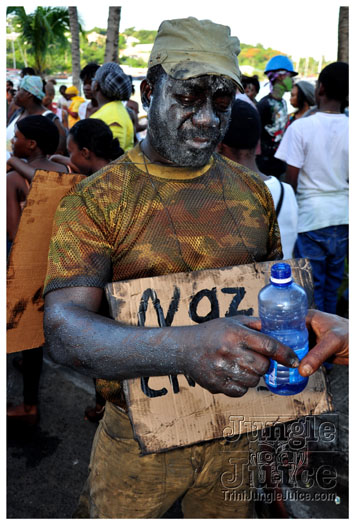 spicemas_jouvert_2011_pt1-210
