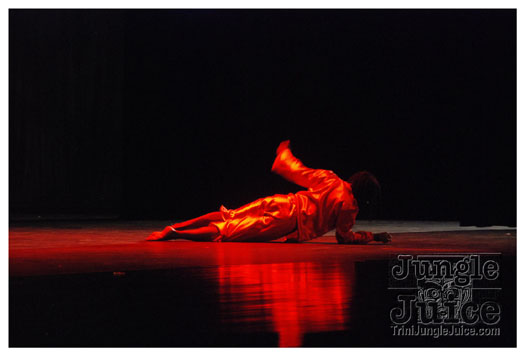 elle_7_apr30-042