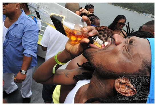 silent_morning_trini_2011-222