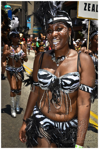 atl_carnival_parade_2012_pt1-103