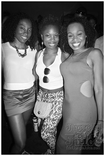 rise_neon_may27-026