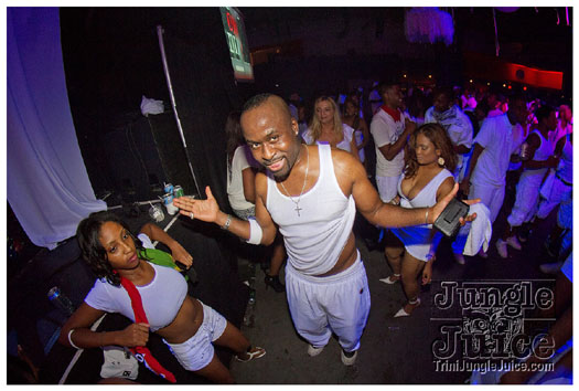 whiteout_jul21-052