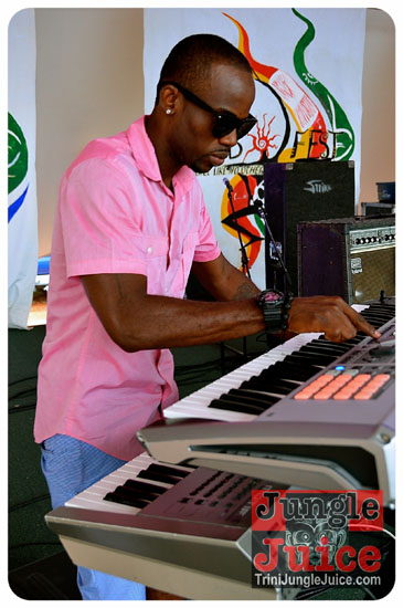 va_caribfest_parade_2013_pt1-187